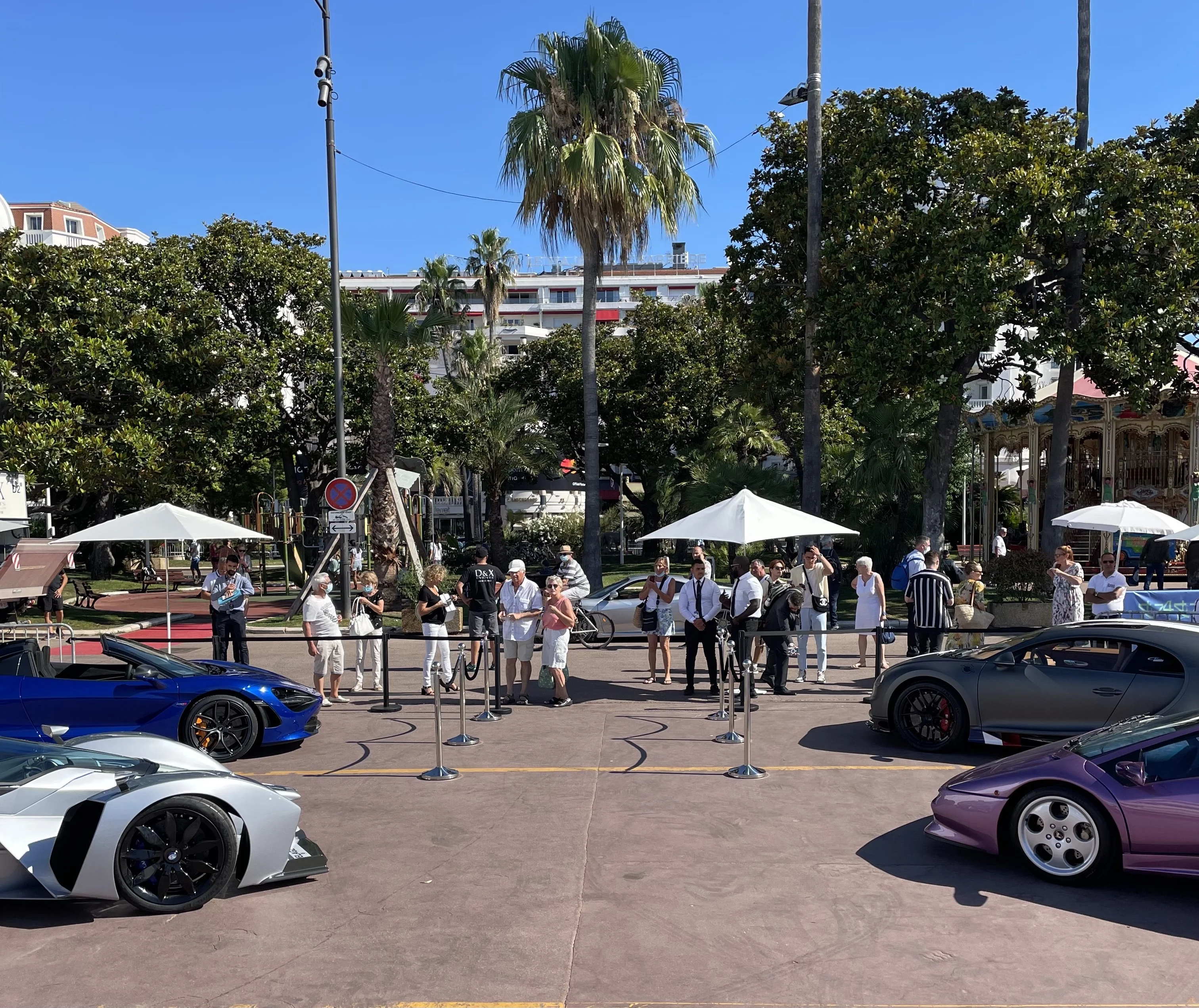 Collections voitures évènements Bugatti Cannes - Croisette